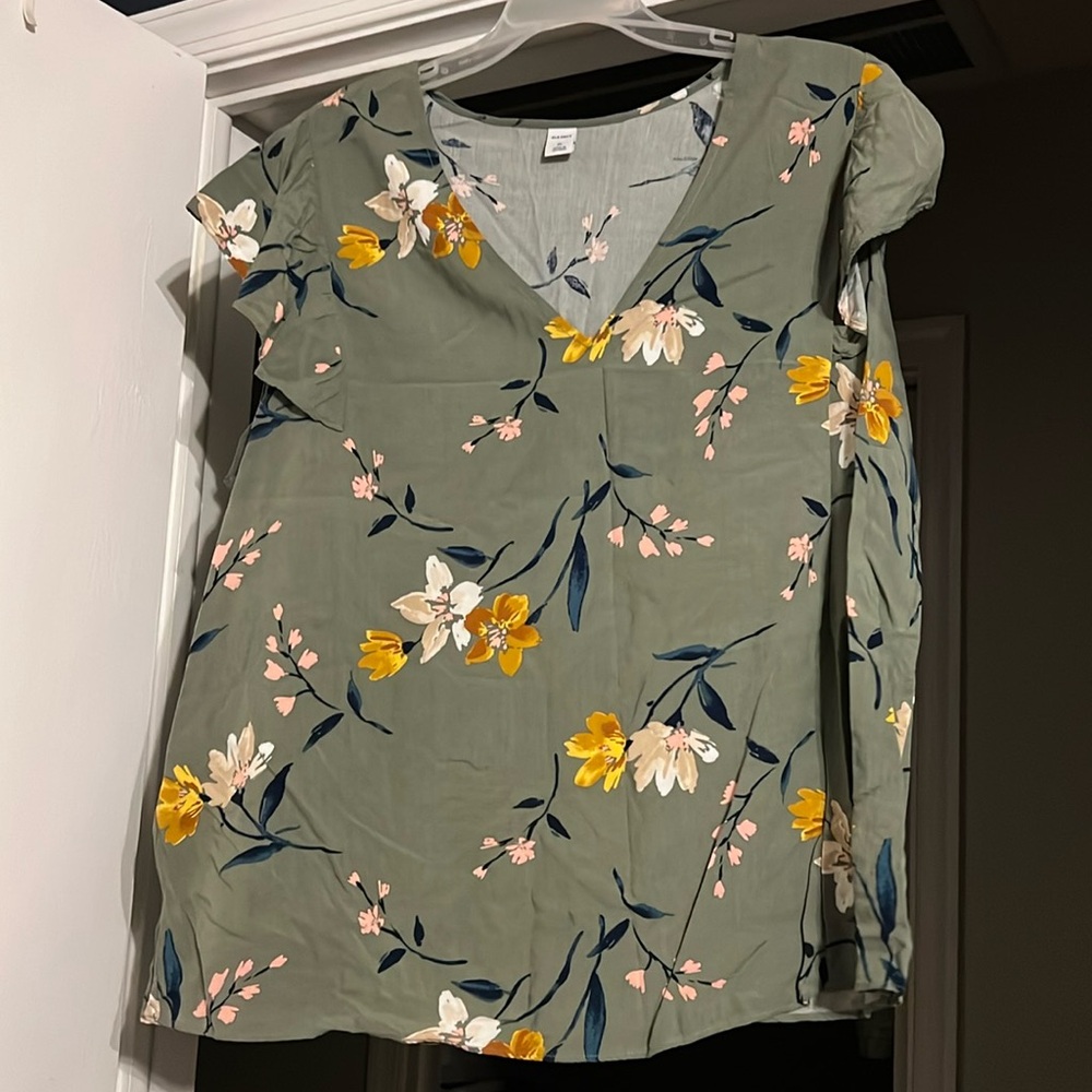 Women’s Old Navy Blouse